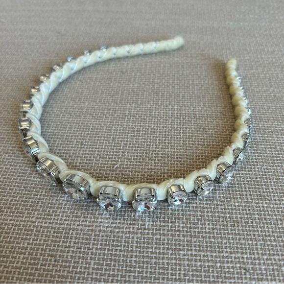 Lele Sadoughi Graduated Crystal Headband - Picture 3 of 5